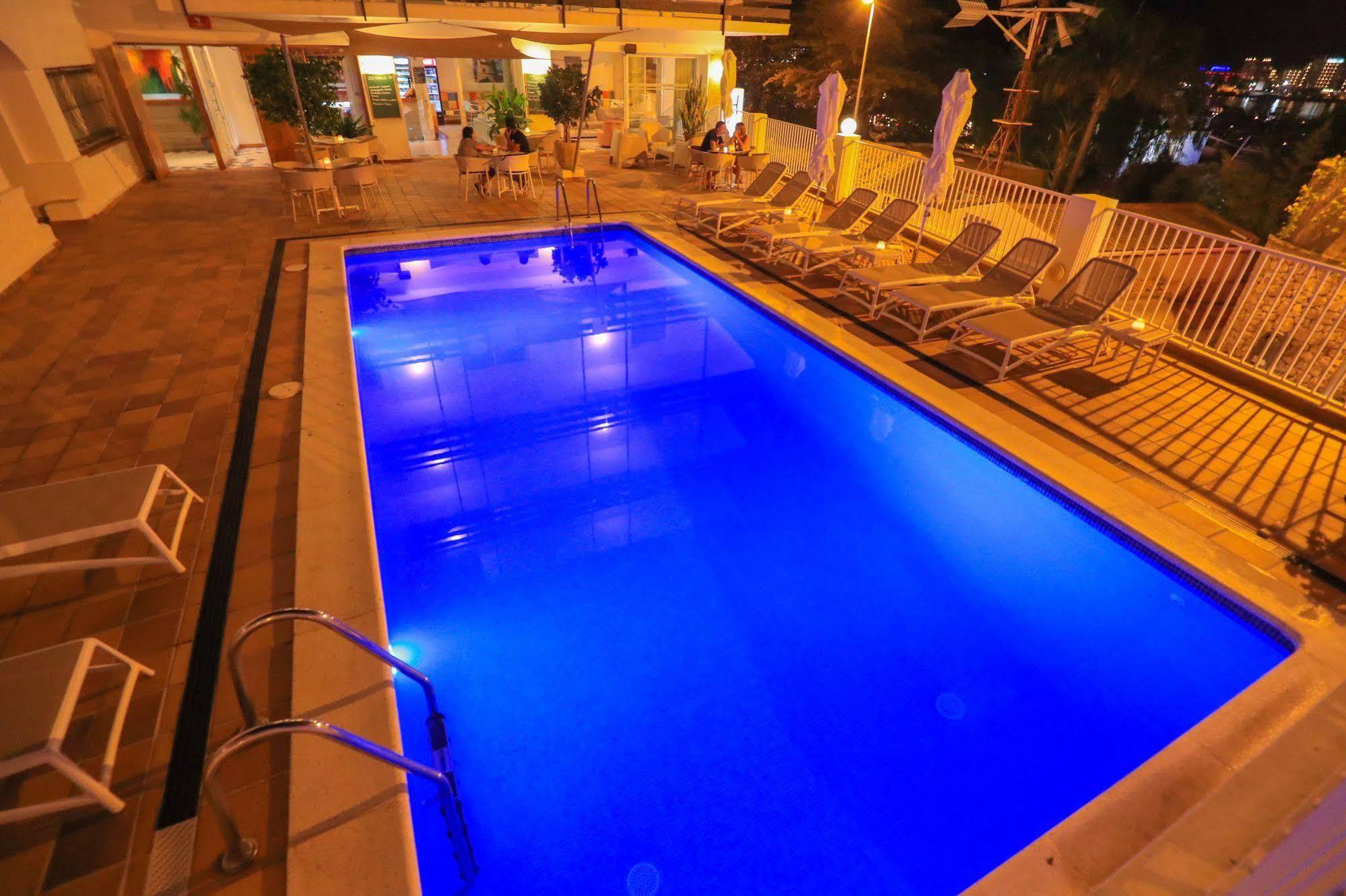 Es Mitjorn Hotel San Antonio  Ngoại thất bức ảnh