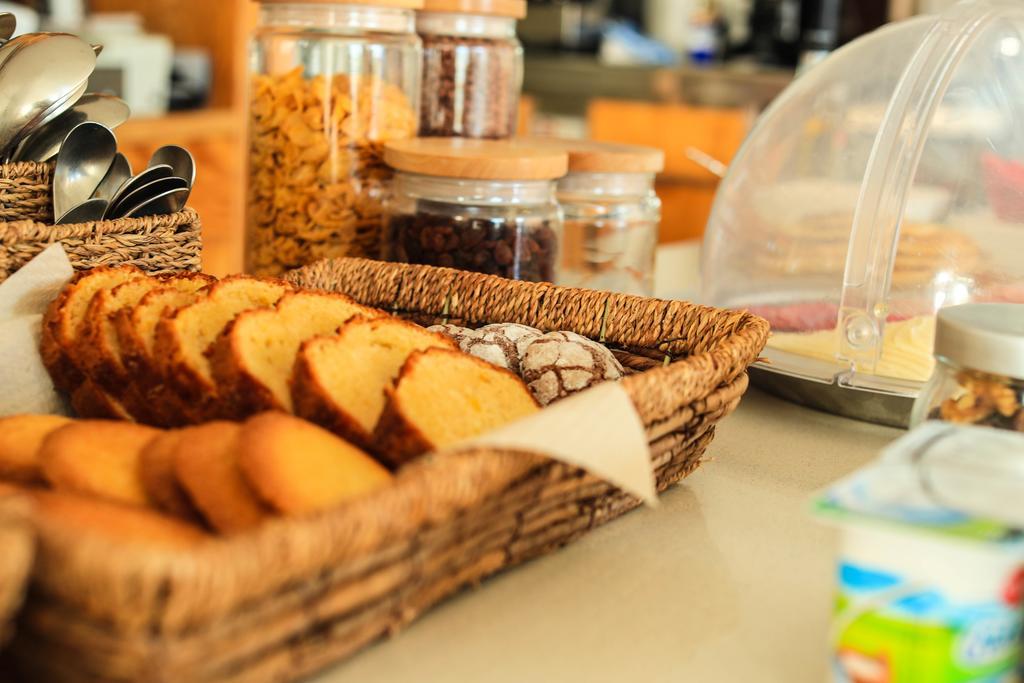 Es Mitjorn Hotel San Antonio  Ngoại thất bức ảnh