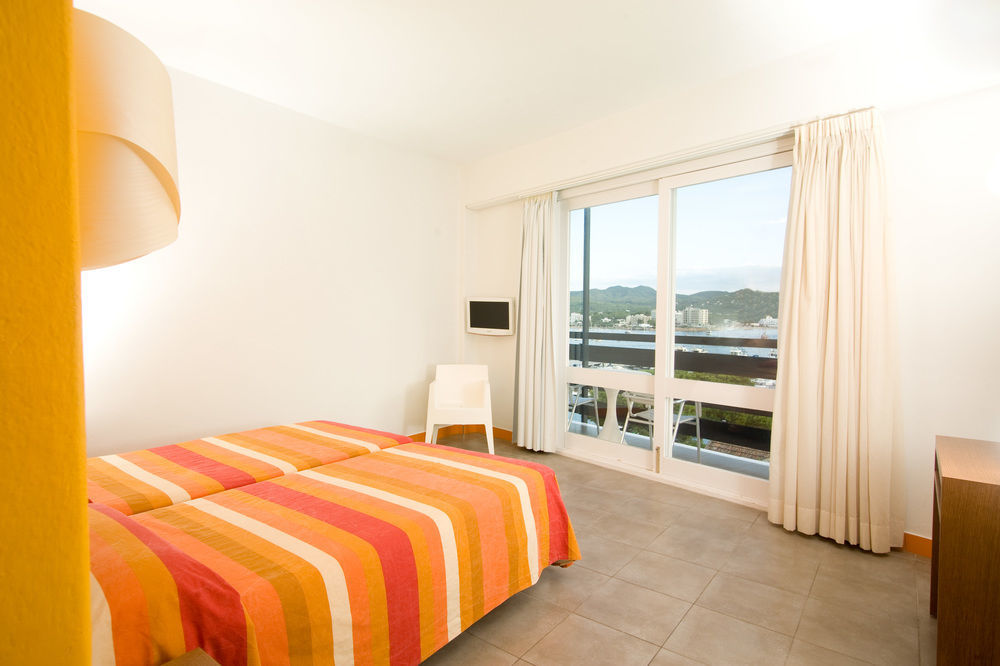 Es Mitjorn Hotel San Antonio  Ngoại thất bức ảnh