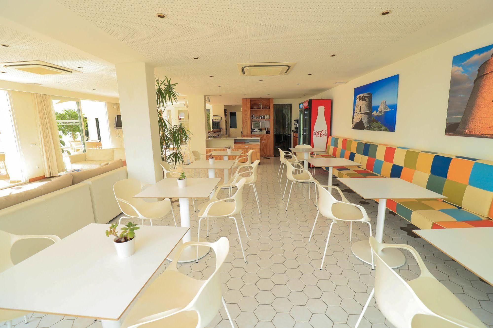 Es Mitjorn Hotel San Antonio  Ngoại thất bức ảnh