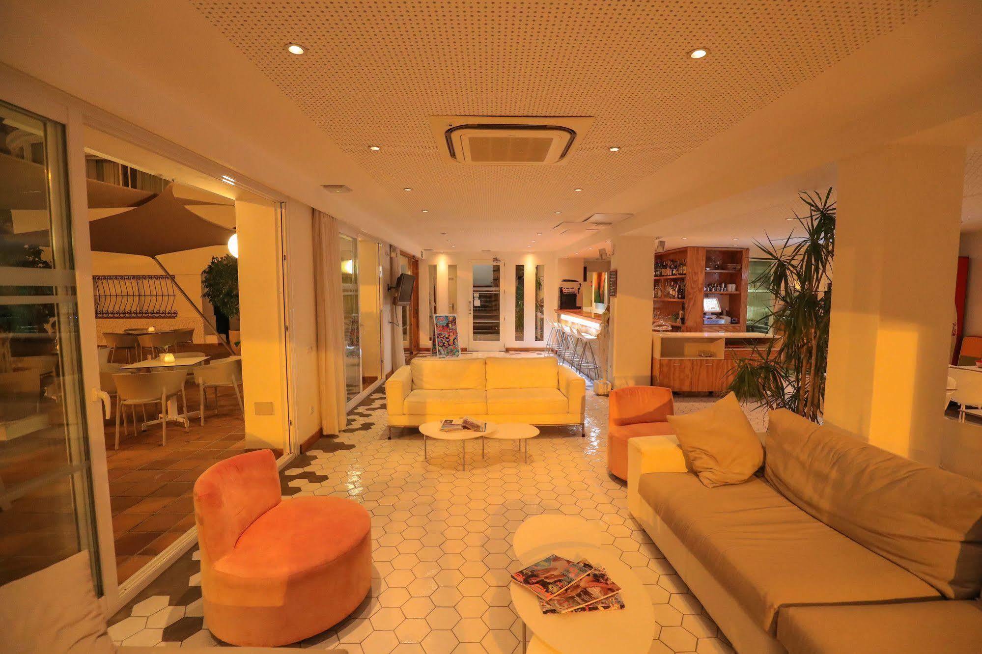 Es Mitjorn Hotel San Antonio  Ngoại thất bức ảnh