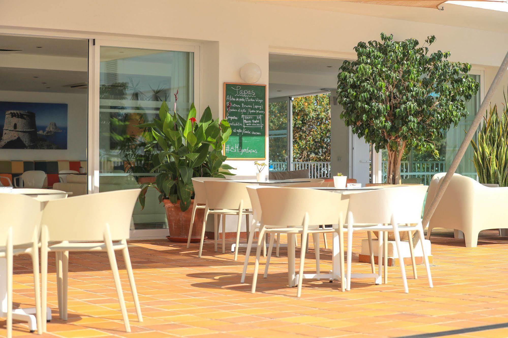 Es Mitjorn Hotel San Antonio  Ngoại thất bức ảnh