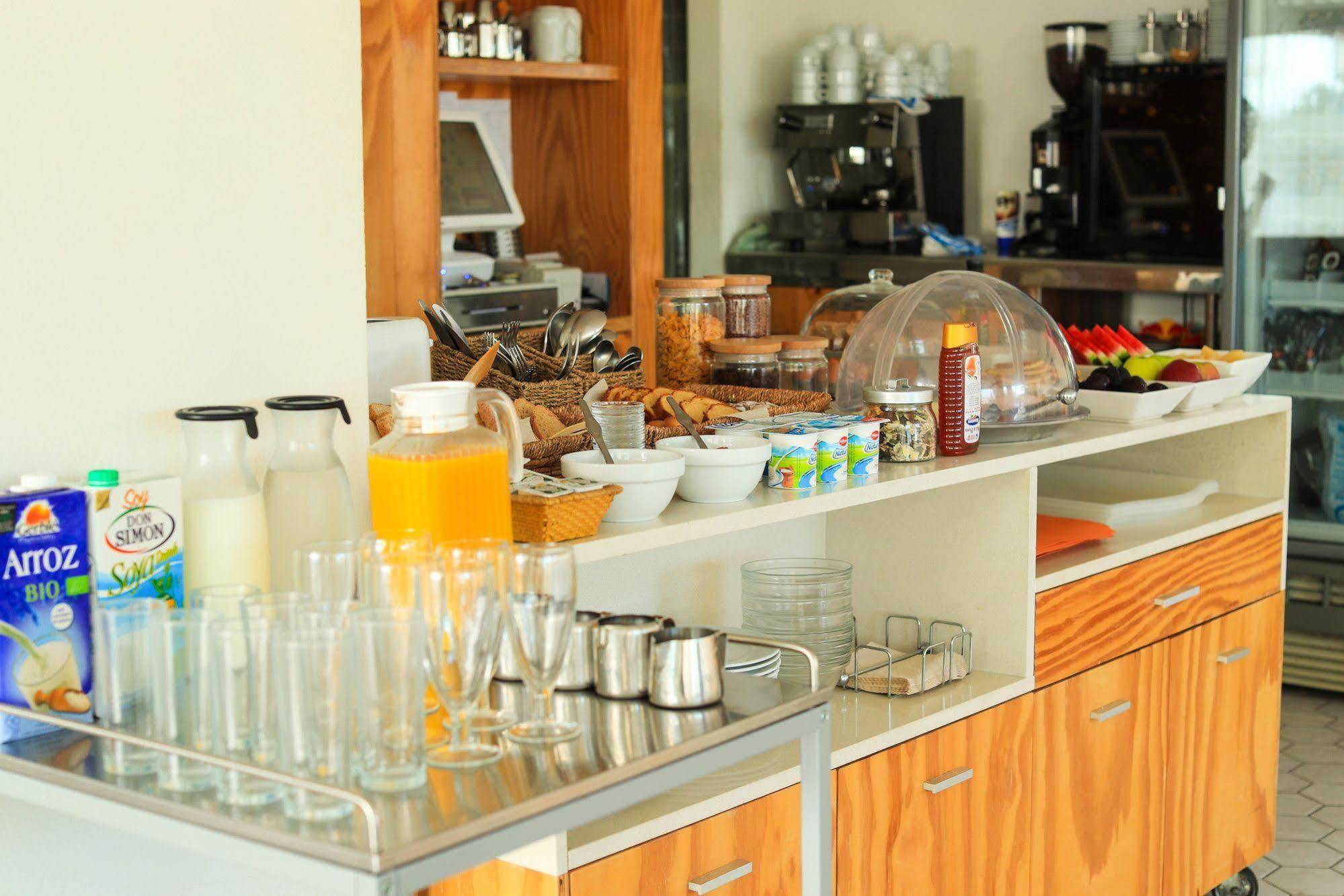 Es Mitjorn Hotel San Antonio  Ngoại thất bức ảnh