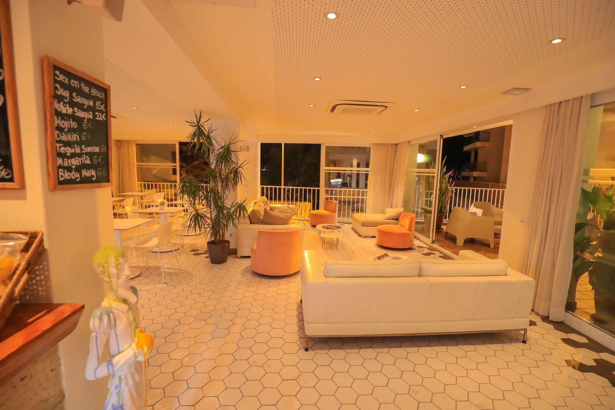 Es Mitjorn Hotel San Antonio  Ngoại thất bức ảnh